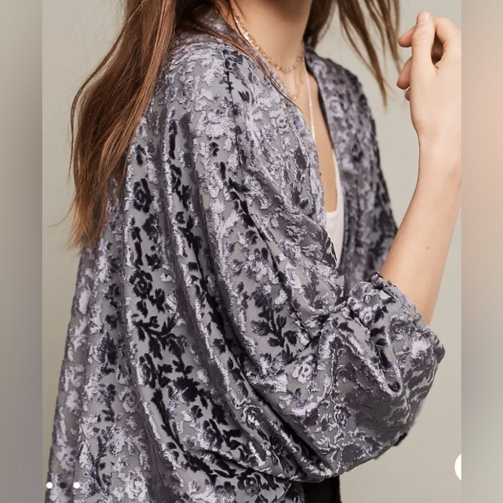 Anthropologie blueish gray burnout velvet kimono wrap with floral pattern